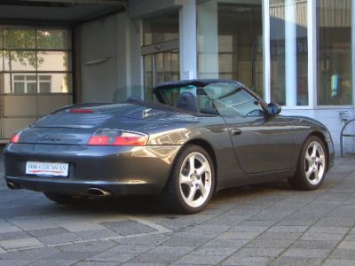 Left Hand Drive PORSCHE 911 996 gallery photo